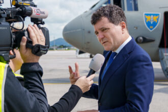 news alert nicusor dan prima reactie in scandalul dragos anastasiu e o problema mare 6884a8648e6b3