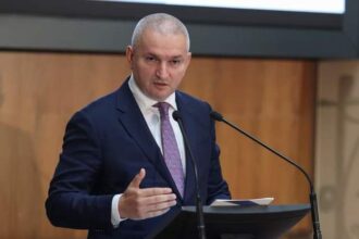 nicu marcu fost sef asf a fost revocat din consiliul de administratie al agricover credit ifn dupa o luna de la numire a devenit incompatibil dupa numirea ca sef orniss 688af1b1b56a4