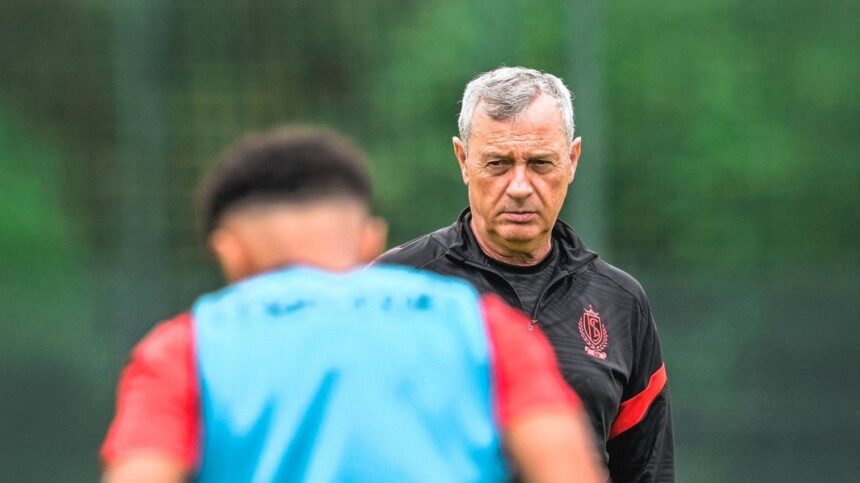 OFICIAL: Mircea Rednic a aflat noutatea: mutarea s-a realizat pentru suma de 4,5 milioane de euro! 1 oficial mircea rednic a primit vestea transferul s a facut pentru 45 milioane de euro 688395c20d32b