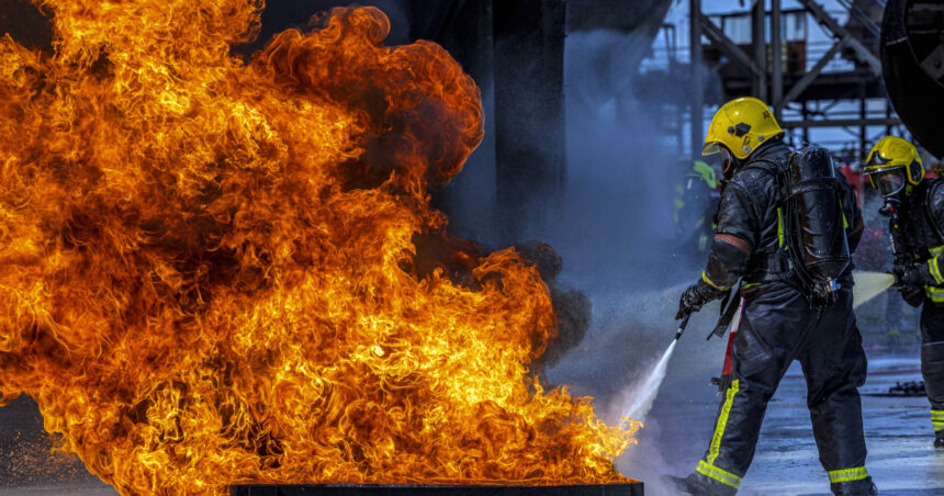 Polonia acuză serviciile secrete ruse că au recrutat un columbian pentru a declanșa incendii, similar cu un incident din România. 1 polonia sustine ca serviciile secrete ruse au angajat un columbian pentru a provoca incendii asemanari cu un caz din romania 6889c577e07b9