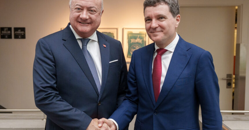 Întâlnirea de la Salzburg: Președintele Nicușor Dan și Cancelarul austriac Christian Stocker, dialoguri de interes comun 1 presedintele nicusor dan si cancelarul federal austriac christian stocker s au intalnit la salzburg ce au discutat cei doi 68851686931ca