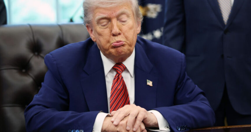 Inițiativele americane împotriva violenței armate se confruntă cu lipsa de finanțare, în urma unei decizii luate de Donald Trump. 1 programele de prevenire a violentei armate din sua raman fara fonduri dupa un ordin semnat de catre donald trump 6889e5d5d8ba2