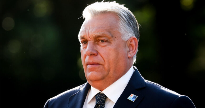 Viktor Orban se află în pericol de a-și pierde puterea din cauza crizei economice: „Ungaria se zbate într-un cerc vicios” 1 regimul lui viktor orban risca sa se prabuseasca din cauza starii precare a economiei ungaria este prinsa intr un cerc vicios 68845c206c2de