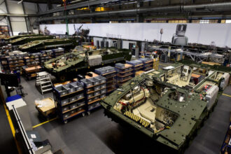 rheinmetall va produce transportoare blindate lynx in romania compania germana de armament isi extinde prezenta in tara 688768697a5e1