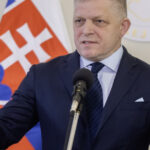 Robert Fico susține că Marea Britanie a finanțat activiști pentru a manipula alegerile din Slovacia în 2023. Răspunsul Londrei. 3 robert fico acuza marea britanie ca a platit activisti pentru a influenta alegerile din slovacia in 2023 reactia londrei 68890eb4d836a