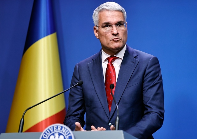 România a obținut 2,15 miliarde euro din granturi PNRR pentru Autostrada A7 și a asigurat fonduri pentru construirea a încă 3 spitale. Banca pentru Investiții și Dezvoltare a fost revitalizată. Aproape 7 miliarde euro din împrumuturi sunt în risc, însă cererea de plată 4 ar putea fi onorată în acest an. 1 romania a reusit sa transfere 215 miliarde euro din granturi pnrr pentru a7 si sa finanteze inca 3 spitale banca pentru investitii si dezvoltare capitalizata circa 7 miliarde euro din imprumuturi 688b623273cd0