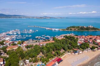 romanii cei mai multi turisti straini au venit in bulgaria in iunie 6888d450d979a