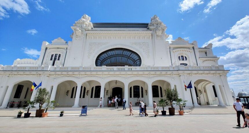 Tarifele Cazinoului suferă schimbări din cauza creșterii TVA-ului! Descoperă noile prețuri ale biletelor! 1 se modifica tarifele pentru cazino pe fondul majorarii tva vezi aici cat vor costa biletele 6889bd5f549e3