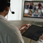 Ședință virtuală a consiliului local german întreruptă de un film pentru adulți – cazul a fost sesizat autorităților 3 sedinta online a unui consiliu local din germania intrerupta de un film ponografic incidentul a fost raportat politiei 688230c14888e