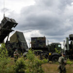 SUA sprijină Polonia cu o sumă de patru miliarde de dolari pentru îmbunătățirea apărării. Ce achiziții strategice ar putea face Varșovia cu acești bani? 3 sua acorda poloniei o garantie de patru miliarde de dolari pentru finantarea apararii ce ar putea sa cumpere varsovia din acesti bani 6883a8d530d85