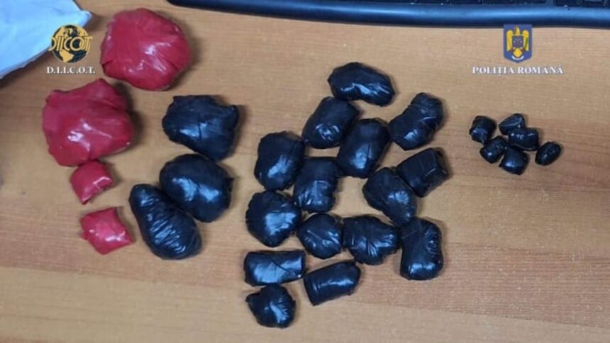 Un adolescent de 19 ani, sub lupa autorităților pentru implicare în traficul de droguri periculoase 1 tanar de 19 ani cercetat pentru trafic de droguri de risc si mare risc 6888c9fda3c6d