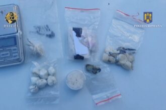 tanar de 21 de ani arestat la constanta pentru trafic de droguri avea in autoturism cocaina 688752b438c6b