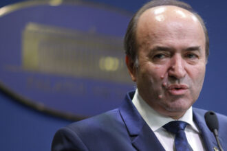 tudorel toader crede ca principiile enumerate de bolojan pentru pensionarea magistratilor ar putea trece testul constitutionalitatii 6888a8c4e394f