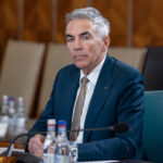 Breaking News: Dragoș Anastasiu își depune mandatul în Guvern, dezvăluind presiunea unui șantaj! 2 ultima ora video dragos anastasiu demisioneaza din guvern explicand si cum a fost obligat sa dea curs unui santaj 68863bcccb0b3