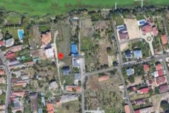 un teren si o casa nefinalizata situate in palazu mare scoase la licitatie intr un dosar de executare silita 6889903b9c698