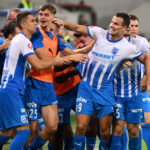 Universitatea Craiova a învins categoric echipa adversă în Bănie, asigurându-și locul în turul trei preliminar al Conference League! 2 universitatea craiova si a zdrobit adversara in banie si s a calificat in turul al treilea preliminar al conference league 688bd380652fe