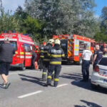 Coliziune dramatică între un microbuz și un TIR în Caraș-Severin: Planul Roșu de intervenție a fost activat! 3 video accident grav intre un microbuz si un tir in caras severin a fost activat planul rosu de interventie 68873bb1e5483
