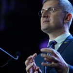 Cât de mult va rezista Coaliția de guvernare, conform europarlamentarului Dan Barna: Sper într-o dovadă de maturitate! 2 video cat va rezista coalitia de guvernare in ochii europarlamentarului dan barna as vrea sa cred ca exista maturitate 6884d0367c2b5