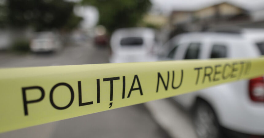 Tragedie în Timiș: Un cuplu descoperit fără viață în propria curte, cu semne de agresiune. Autoritățile cercetează cazul 1 video caz socant in judetul timis sot si sotie gasiti morti in curtea casei cu urme de violenta pe corp politia a deschis ancheta 68863a5227f11