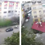 Șocant: Vântul furios răstoarnă un acoperiș, aruncându-l peste parcarea mașinilor! 3 video momentul in care un acoperis este smuls de vant si aruncat peste mai multe masini 688620b536486
