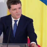 Nicușor Dan dezvăluie cum Rusia influențează alegerile din mai: O rețea sofisticată de site-uri care atrage cetățeni 3 video nicusor dan vorbeste despre implicarea rusiei in alegerile din mai s a construit o retea cu site uri care au atras oameni 6883c89c1e81e