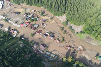 video premierul ilie bolojan da asigurari ca oamenii afectati de inundatiile din neamt si suceava vor primi sprijin financiar 68889e1b20c7b