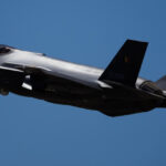 Un avion F-35 al Marinei Americane s-a prăbușit în California, dar pilotul a reușit să se ejecteze în siguranță. 2 video un avion f 35 al marinei sua s a prabusit in california pilotul a reusit sa se catapulteze in siguranta 688b1768b20da