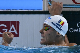 videofoto david popovici aur la 200 de metri liber la campionatul mondial de natatie romanul a castigat acest titlu pentru a doua oara 68890d748ffc3