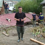 Moldova sub asediul apei: Imagini șocante din urma furtunilor și salvarea unui câine prins între ruine. 3 videofoto inundatii devastatoare in moldova imaginile dezastrului dupa furtuni un caine blocat sub daramaturi cautat de pompieri 68888d16806c7