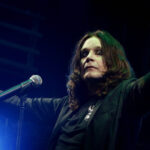 Ozzy Osbourne a plecat dintre noi: „Prințul Întunericului” ne-a părăsit la vârsta de 76 de ani, după ultimul său concert din 5 iulie. 2 videofoto ozzy osbourne a murit printul intunericului avea 76 de ani si a sustinut ultimul sau concert pe 5 iulie 68821875818aa