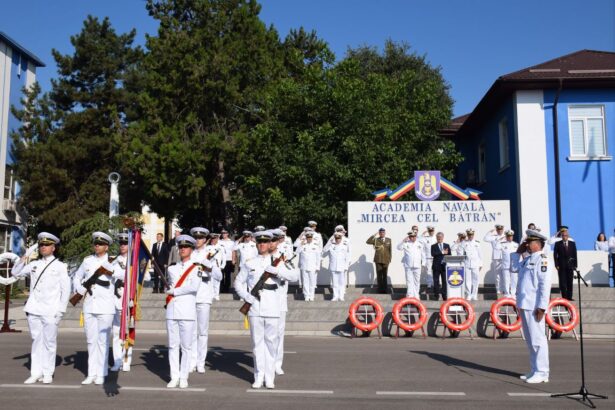 zi de sarbatoare la academia navala mircea cel batran din constanta promotia regina maria 150 si a incheiat studiile 688a43a438c09