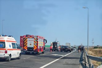 accident cu 3 masini pe a2 autostrada soarelui traficul se desfasoara pe o singura banda pe sensul spre constanta 688c75b6cd24e