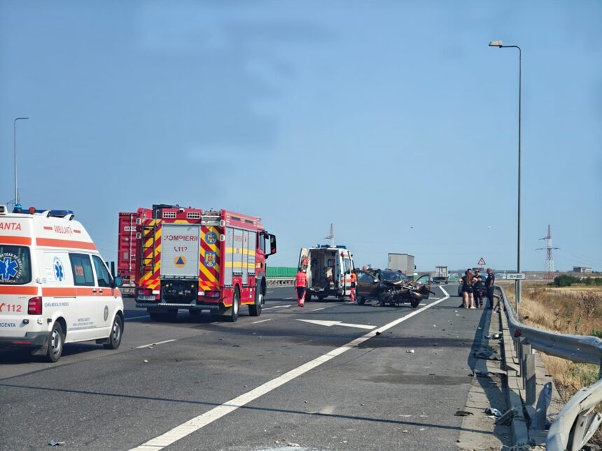 Coliziune între trei automobile pe Autostrada Soarelui A2! Traficul se desfășoară pe o singură bandă către Constanța! 1 accident cu 3 masini pe a2 autostrada soarelui traficul se desfasoara pe o singura banda pe sensul spre constanta 688c75b6cd24e
