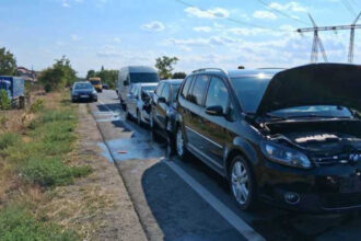accident grav cu sase masini pe dn6 in giurgiu patru persoane au fost transportate la spital 68a1feea496e7