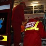 Coliziune pe Valea Portului din Constanța: un automobil și două scutere s-au întâlnit într-un accident 2 accident pe valea portului din constanta un autoturism si doua scutere s au ciocnit 68a380b33dcb3