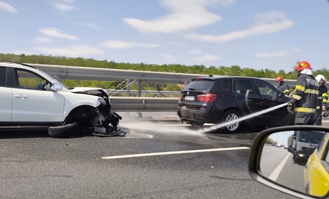 Coliziuni spectaculoase pe Autostrada Soarelui: 7 mașini încurcate în drumul spre București 1 accidente rutiere pe autostrada soarelui sensul spre bucuresti in care au fost implicate 7 autoturisme 6895e893ef5bc