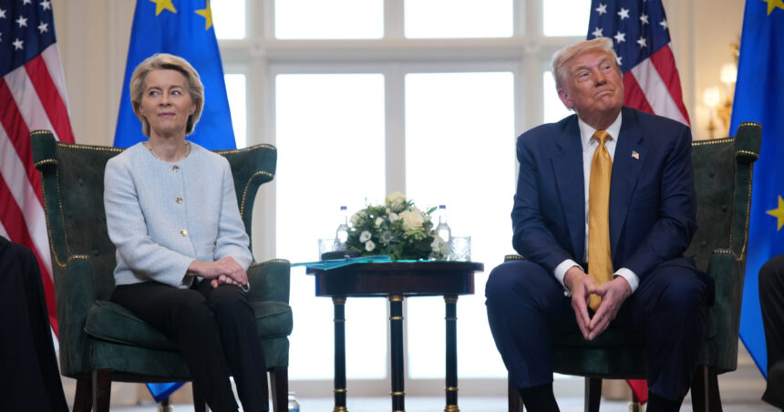 Acordul cu Statele Unite afectează încrederea în Uniunea Europeană: Bruxelles-ul sub lupă pentru compromiterea normelor comerțului global 1 acordul cu sua zdruncina credibilitatea ue bruxelles ul acuzat ca submineaza principiile comertului international politico 68ac481518c11