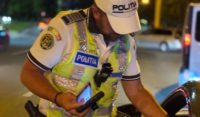Weekend plin de acțiune pentru forțele de ordine: 57 de șoferi sancționați cu suspendarea permisului 1 actiuni de amploare ale politistilor in weekend 57 de soferi au ramas fara permis de conducere 68ac74dccfda4