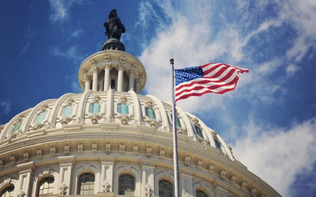 Administrația americană analizează posibilitatea de a impune sancțiuni unor oficiali europeni implicați în implementarea Regulamentului Serviciilor Digitale, susținând că această legislație restricționează libertatea de exprimare și amplifică cheltuielile pentru firmele din Statele Unite. 1 administratia americana ia in considerare sanctionarea unor oficiali din ue responsabili de aplicarea regulamentului serviciilor digitale sustine ca legislatia cenzureaza si creste costuril 68ad7475bbb80