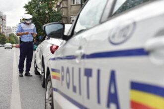 administratorul unei firme cercetat pentru evaziune fiscala cu un prejudiciu de peste 600 000 de lei el nu ar fi declarat veniturile obtinute din vanzarea de masini second hand 6894842e68676