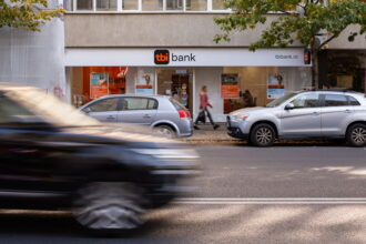 advent obtine aprobarea ue pentru preluarea tbi bank prezenta si in romania 689b267e50203