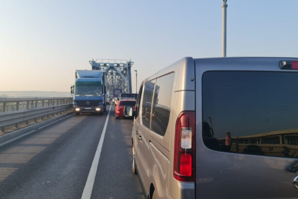 aglomeratie la granita cu bulgaria din cauza lucrarilor la podul giurgiu ruse rute alternative pentru iesirea din tara 68b299572fb5a