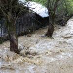 Avertisment de inundații: cod galben pentru viituri în 11 regiuni, valabil până luni la prânz – HARTĂ 2 alerta de inundatii cod galben de viituri in 11 zone pana luni la pranz harta 688f403b04fb2