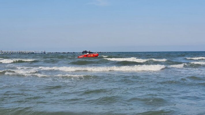 Alerta în Mamaia Nord: Căutări intense după dispariția unui copil de pe plaja Niamar 1 alerta in mamaia nord un copil a disparut de pe plaja niamar 6894658dead91