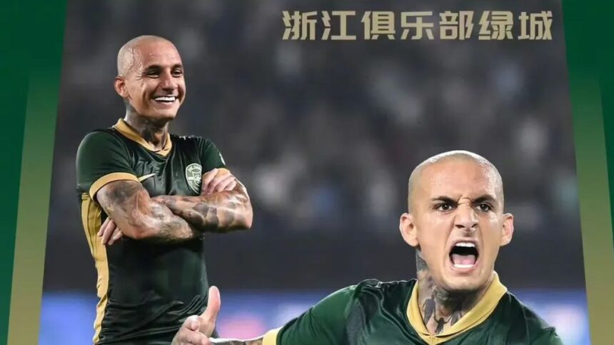 Alex Mitriță, starul momentului în China: ”E de necrezut!” Cum l-au supranumit asiaticii după ce a câștigat titlul de jucător al lunii 1 alex mitrita face ravagii in china e incredibil cum l au numit asiaticii dupa ce a fost desemnat jucatorul lunii 689df41209e76
