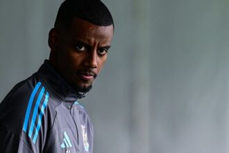 alexander isak a parasit o pe newcastle si se antreneaza cu real sociedad 688d9fb05d96d