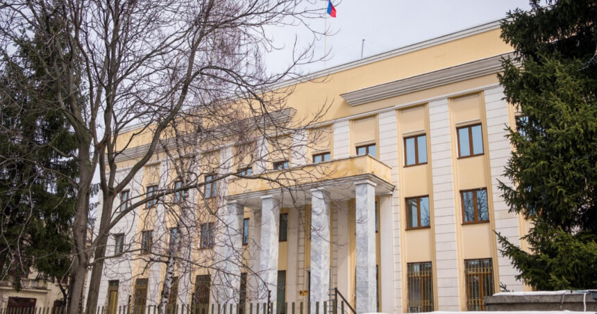 Ambasadorul Rusiei la București, chemat la Ministerul Afacerilor Externe, în urma atacurilor rusești în Ucraina, aproape de granița românească 1 ambasadorul rus la bucuresti convocat la mae dupa atacurile rusiei asupra ucrainei din apropierea granitei cu romania 68b1c66162ec3