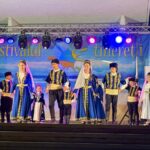 Spectacol de neuitat: Ansamblurile UDTTMR, Qarasu și Qaytarma au încântat publicul la Festivalul Tinereții din Mangalia! 2 ansamblurile udttmr qarasu si qaytarma au stralucit pe scena festivalului tineretii de la mangalia 68b4107f52b81