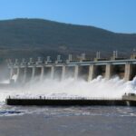 Peste 400.000 de români au optat pentru un nou furnizor de electricitate în acest an, iar mulți au ales Hidroelectrica! 3 aproape 400 000 de consumatori si au schimbat furnizorul de energie electrica anul acesta multi s au mutat la hidroelectrica 688e415d0c8aa