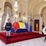Astăzi marcăm o zi de tristețe națională: Ion Iliescu, fostul președinte, își va găsi odihna eternă în Cimitirul Militar Ghencea 3, alături de cei dragi. 2 astazi zi de doliu national fostul presedinte ion iliescu va fi inmormantat la cimitirul militar ghencea 3 doar in prezenta familiei si a prietenilor apropiati 68941ba91cedc
